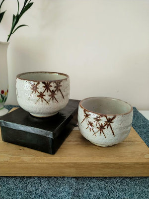 新 日本回流蟲洞志野，愛陶作主人杯，釉色自然，杯口鐵釉包漿，可養