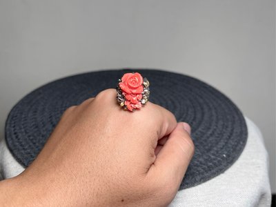 早期收藏老料momo紅珊瑚雕刻立體百花盛開玫瑰花設計款戒指