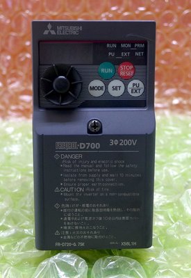 三菱MITSUBISHI D700系列 FR-D720-0.75K變頻器 PLC 控制器 伺服馬達 伺服驅動器 人機介面