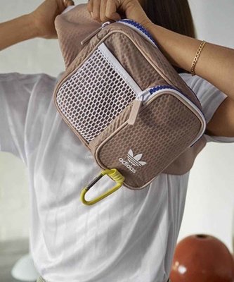 【Mr.Japan】日本限定 adidas 愛迪達 腰包 小包 隨身包 網布 包包 包 粉米 預購款