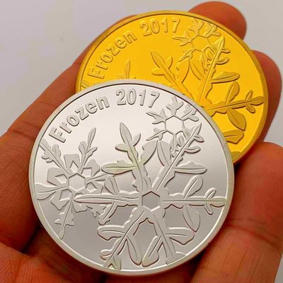 現貨熱銷-【紀念幣】2款冰雪奇緣鍍金彩繪雪寶愛莎紀念幣 收藏幣安娜牙仙子金幣硬幣