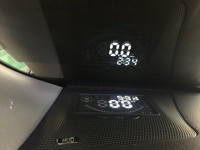 (柚子車舖) 豐田 2019-2020 CAMRY 8代 崁入式 多功能抬頭顯示器 HUD 專用插座 --可到府安裝