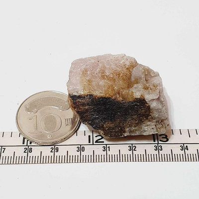 粉紅色鋰輝石 35.5g 原礦 礦石 原石 教學 標本 小礦標 礦物標本13 M15Z