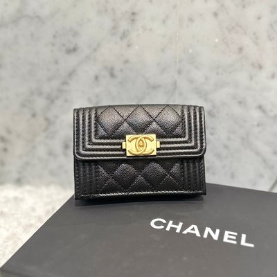 【翰貝格名牌館】全新真品 Chanel 經典 BOY 菱格紋 黑色 荔枝皮 霧金 6卡 迷你 短夾 A84432