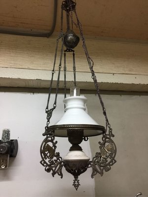 法國老件銅鑄油燈式牛奶玻璃吊燈