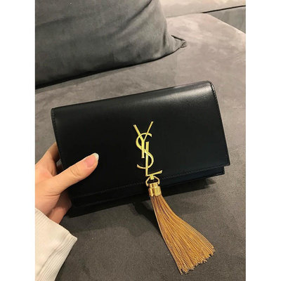 SAINT LAURENT 354119 中款 24CM YSL KATE 平紋流蘇款 黑色金鏈