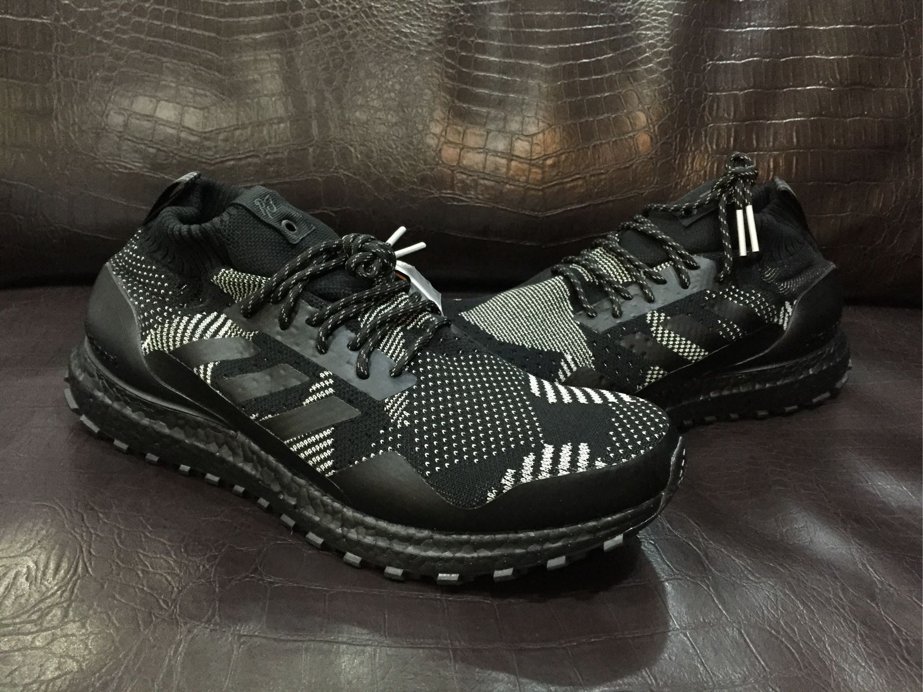 KITH x nonnative x adidas UltraBOOST Mid DB0712 黑拼接編織限量球鞋| Yahoo奇摩拍賣