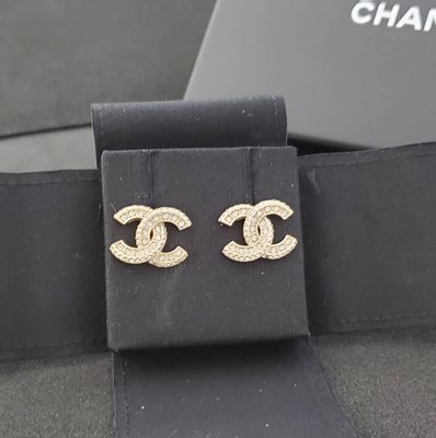 (sold out)chanel 經典水鑽耳環