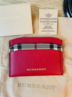 二手正品Burberry 紅色格紋小牛皮卡夾（附購卡品牌卡防塵套）附愛馬仕盒子、紙袋
