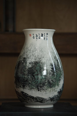 「上層窯」鶯歌製造 陳久泉作品 山水 彩繪花瓶 瓷器 A1-11