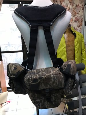 背心背包新的 迷彩 可調大小、美軍 獵人 後背3活動包可折下使用