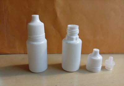 [現貨]10ml白色不透光避光塑膠點眼瓶(可裝ASEA還原水)、分裝瓶、滴瓶、試用品瓶、藥水瓶、外出旅遊攜帶