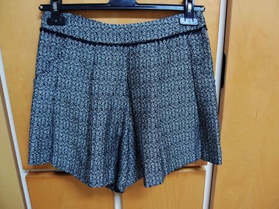 日本EF-DE 黑灰毛尼風短褲裙500出清價