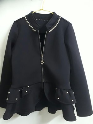 9成新~女童藍黑色太空棉挺版~珍珠氣質外套~約適120cm