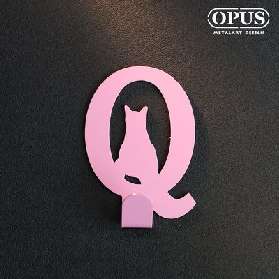 當貓咪遇上字母Q《質感粉》壁飾掛勾 玄關口罩套收納 無痕掛鉤 新居布置裝飾【OPUS東齊金工】HO-ca10-Q(P)