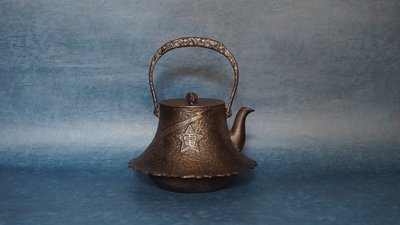 小霖茶堂~日本傳統工藝~南部保壽堂富士型含砂鐵鐵壺