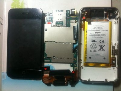 台中iPhone JB解鎖X,8,7,6...等維修,不開機,摔機,受潮..等都可來檢測~