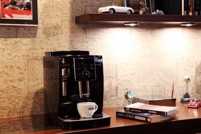『東西賣客』日本 頂級款DeLonghi 緊湊型全自動咖啡機 【ECAM23120B】 黑色款*空運*
