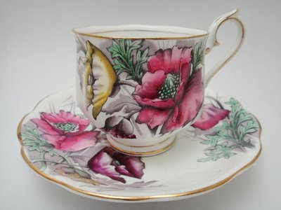 【二 三 事】英國製Royal Albert月份之花系列手繪描金咖啡杯&amp;盤(罌粟花)