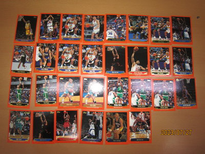 網拍讀賣~1998-99~SHAQUILLE O'NEAL~VINCE CARTER等~topps~各式球卡~共30張~