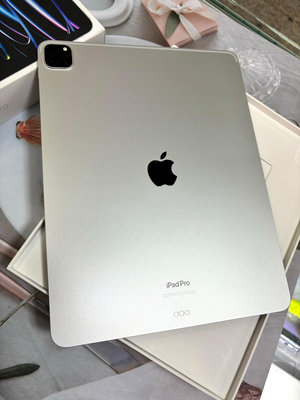 🔹M2晶片🔥全新品平板【Apple 蘋果】 iPad Pro 6代（12.9吋）128G 銀色 wifi🔹蘋果原廠保固