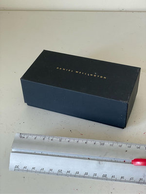 原廠錶盒專賣店 DENIEL WELLINGTON DW 錶盒 K015a