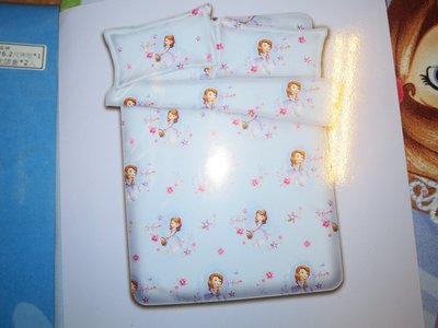 ///可愛娃娃///~正版連續花蘑毛迪士尼雙人床包組~小公主蘇菲亞~薄床包+2個枕套~台灣製---約5X6.2尺