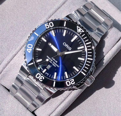 ORIS Aquis Date 陶瓷圈 藍色面錶盤 銀色不鏽鋼錶帶 男士 自動機械錶 0173377304135-0782405PEB 潛水錶