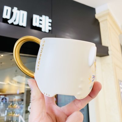 【熱賣下殺】 星巴克杯子虎年2022新春355ml傳統虎頭鞋造型老虎陶瓷咖啡馬克杯