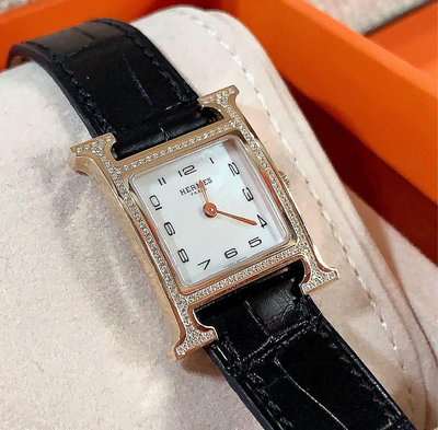 小巴黎二手名牌真品Hermes 手錶 鑽框 中號 18k金 有證書  專櫃56萬