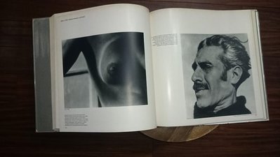 【赤兔馬書房】偉大攝影師-1840-1960年-243頁-精裝-老照片