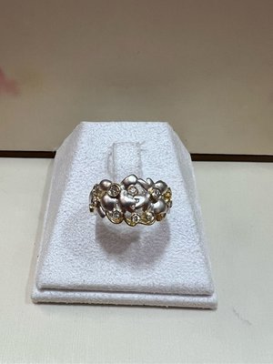 天然鑽石造型戒，鑽石超閃亮超白，精選特賣商品16800元，只有一個，賣掉不重做，經典款式線戒，適合平時配戴