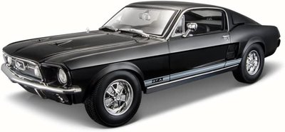 八田元氣小棧: 日版全新 1/18 1967 Ford Mustang GTA 福特 野馬 經典跑車~全新黑色