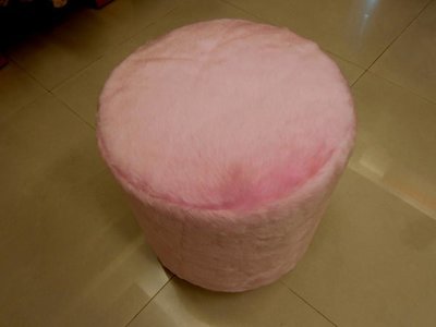 全新展示品二手價出清 粉紅色短毛布穿鞋椅 沙發矮凳