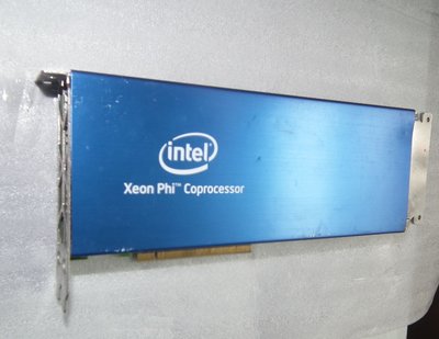 Xeon Phi 60核心8GB協同處理器5110P GPU加速計算卡Intel參考nvidia tesla cuda