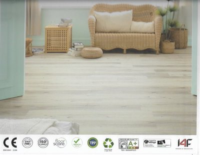 Green-Flor品牌~SPC卡扣木紋防水地板每坪$2980起~時尚塑膠地板賴桑