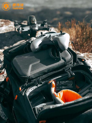 TARION 圖玲瓏攝影包佳能單反相機包戶外旅行大容量雙肩包多功能專業微單登山背包PB01