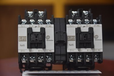 士林 S-2XP11 正逆電磁開關 正反轉電磁開關  可逆式電磁開關  可逆式電磁接觸器 220V / 110V
