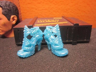570J7R娃娃部門 珍珠藍色女用舞孃造型高跟鞋一雙