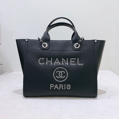 Chanel 購物包 沙灘包 皮革 黑色《精品女王全新＆二手》