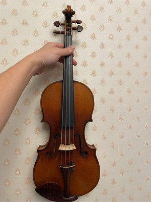 68號 4/4德國製古董超過60年以上手工小提琴音質好 市價20萬 高級蛇木頂級配件 歐料琴橋 附帶高檔琴盒 劉兆軍工作室整理過