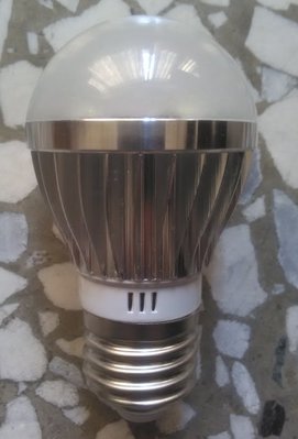 【溪州之光賣場】白光3W LED燈泡 LED球泡燈 (鋁殼散熱佳 可調光 E27螺口 磨砂罩 適用台灣市電交流110V)