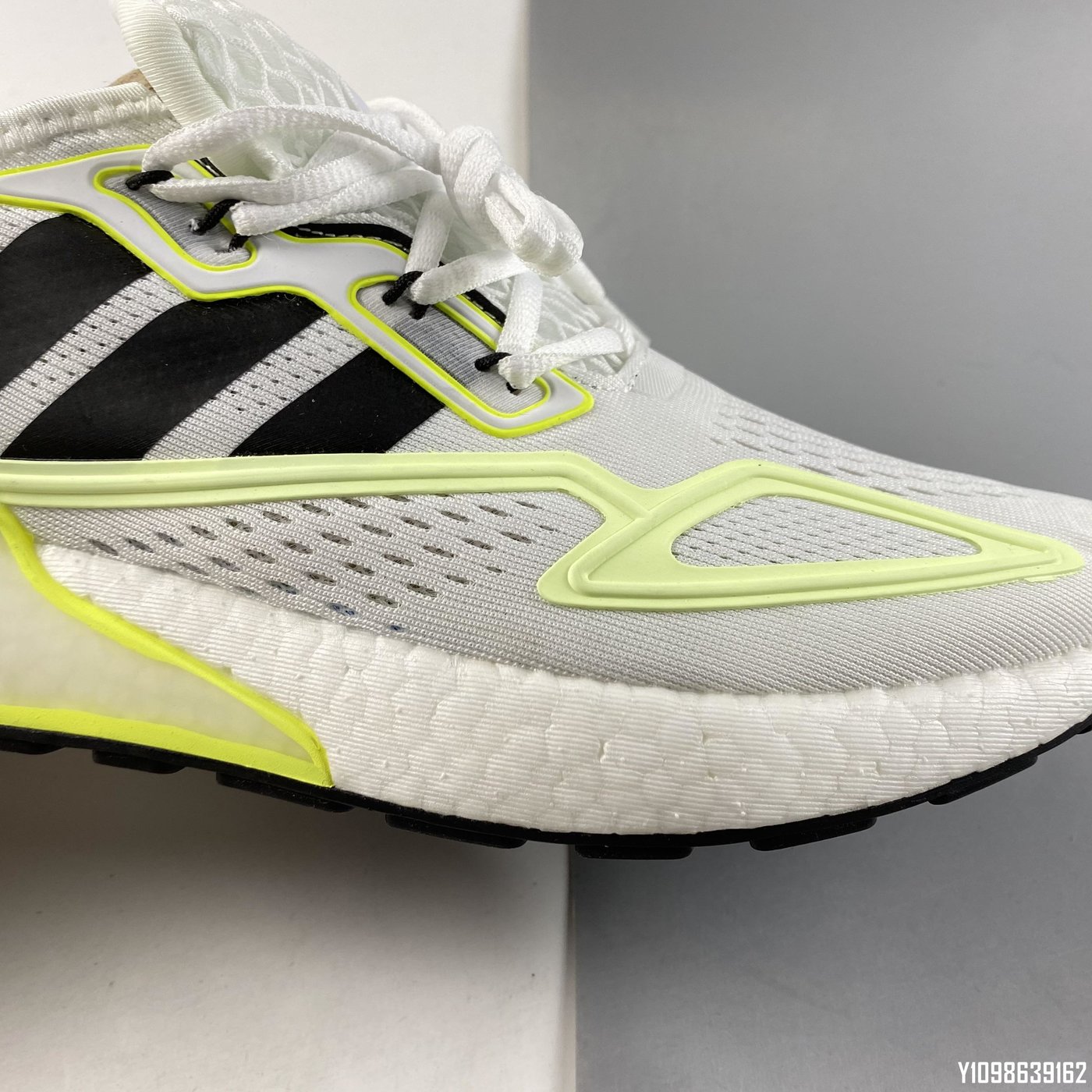 adidas ZX 2K Boost 白螢光黃舒適透氣運動慢跑鞋GY2630 36-45 情侶鞋 