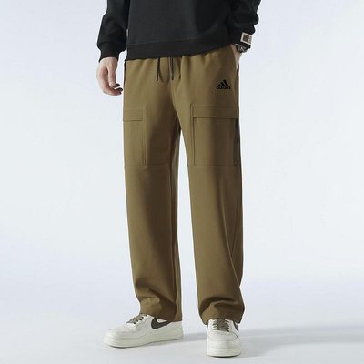 愛迪達Adidas沖鋒褲 ，品質保障專柜最新款進出專柜無壓力，運動自如，品名：愛迪達Adidas沖鋒褲品牌： NO8189