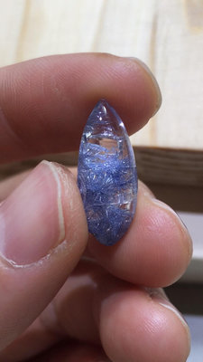 天然藍發晶藍線花水滴裸石，尺寸為20.9896.2mm晶