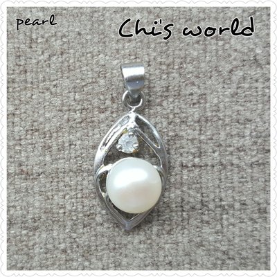 Chi's world~天然淡水養殖珍珠項鍊墬飾 閃亮晶鑽 精緻合金 母親節禮物 生日喜宴 裝飾配件 葉子白