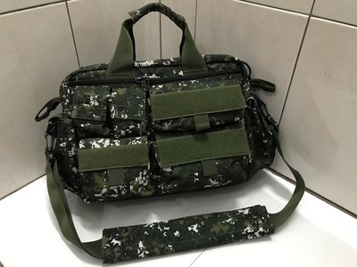 A級軍警小舖 鷹式-國軍數位迷彩行政參謀袋 筆電包 公事包 側背包
