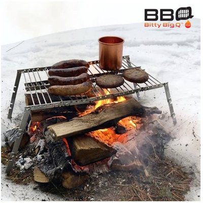 【樂活登山露營】加拿大 Bitty Big Q 便攜式多功能烤架 烤架 烤肉架 爐架 燒烤架 焚火台 露營 野營 野炊