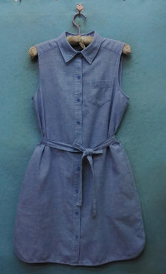 日本專櫃品牌 UNIQLO 漂亮淺藍色棉麻休閒洋裝 55%亞麻 45%棉 M號