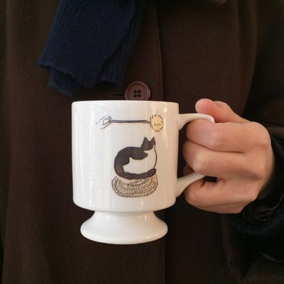 插畫貓咪陶瓷馬克杯  陶瓷馬克杯 茶杯 水杯 白色 小貓咪 卡通插畫 手把杯 咖啡杯 復古【小雜貨】
